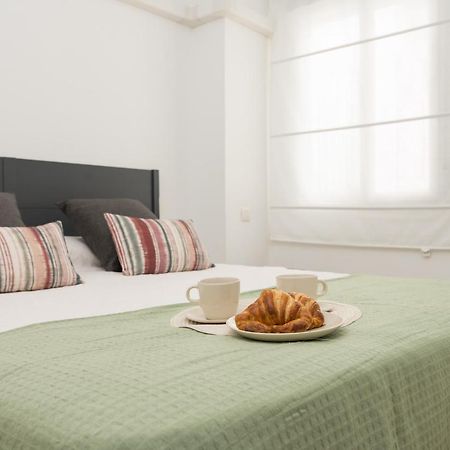 Precioso Apartamento Con Habitacion Separada En Centro Historico De Málaga Extérieur photo