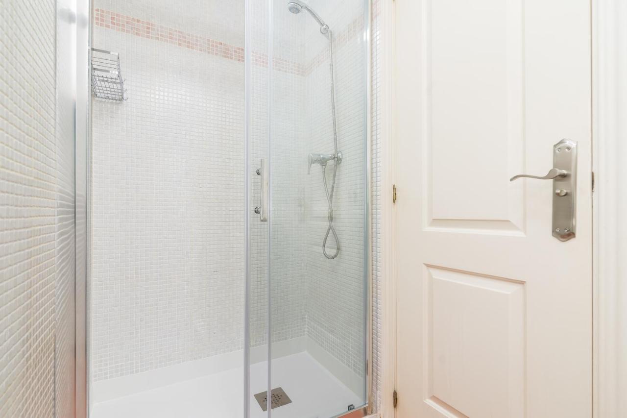 Precioso Apartamento Con Habitacion Separada En Centro Historico De Málaga Extérieur photo